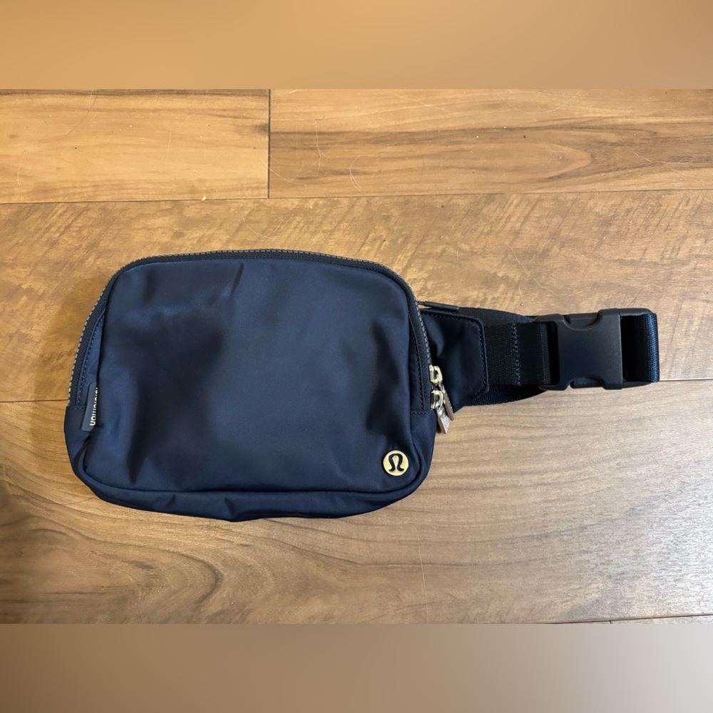 Everywhere Belt Bag Large 2L